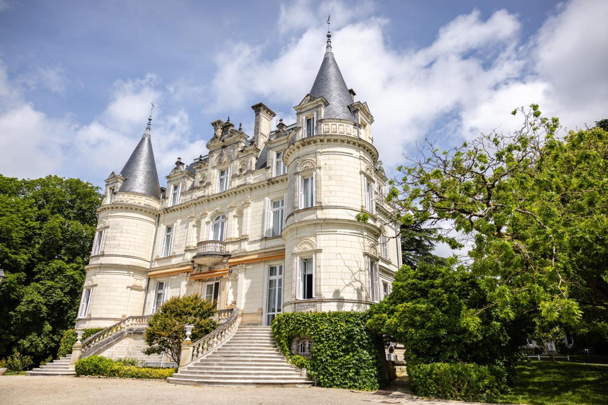 Domaine De La Tortiniere Hotel Veigne Bagian luar foto