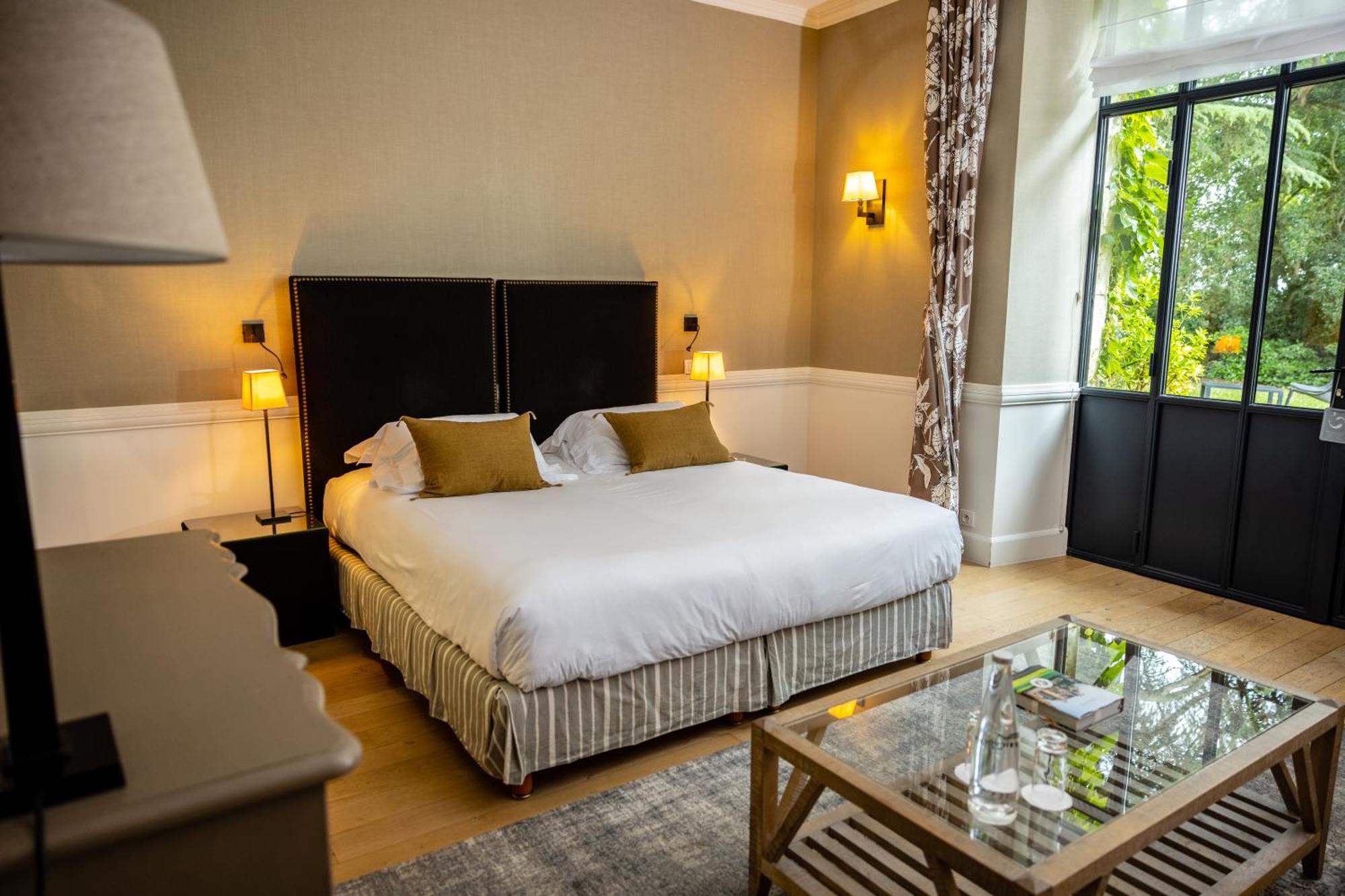 Domaine De La Tortiniere Hotel Veigne Bagian luar foto