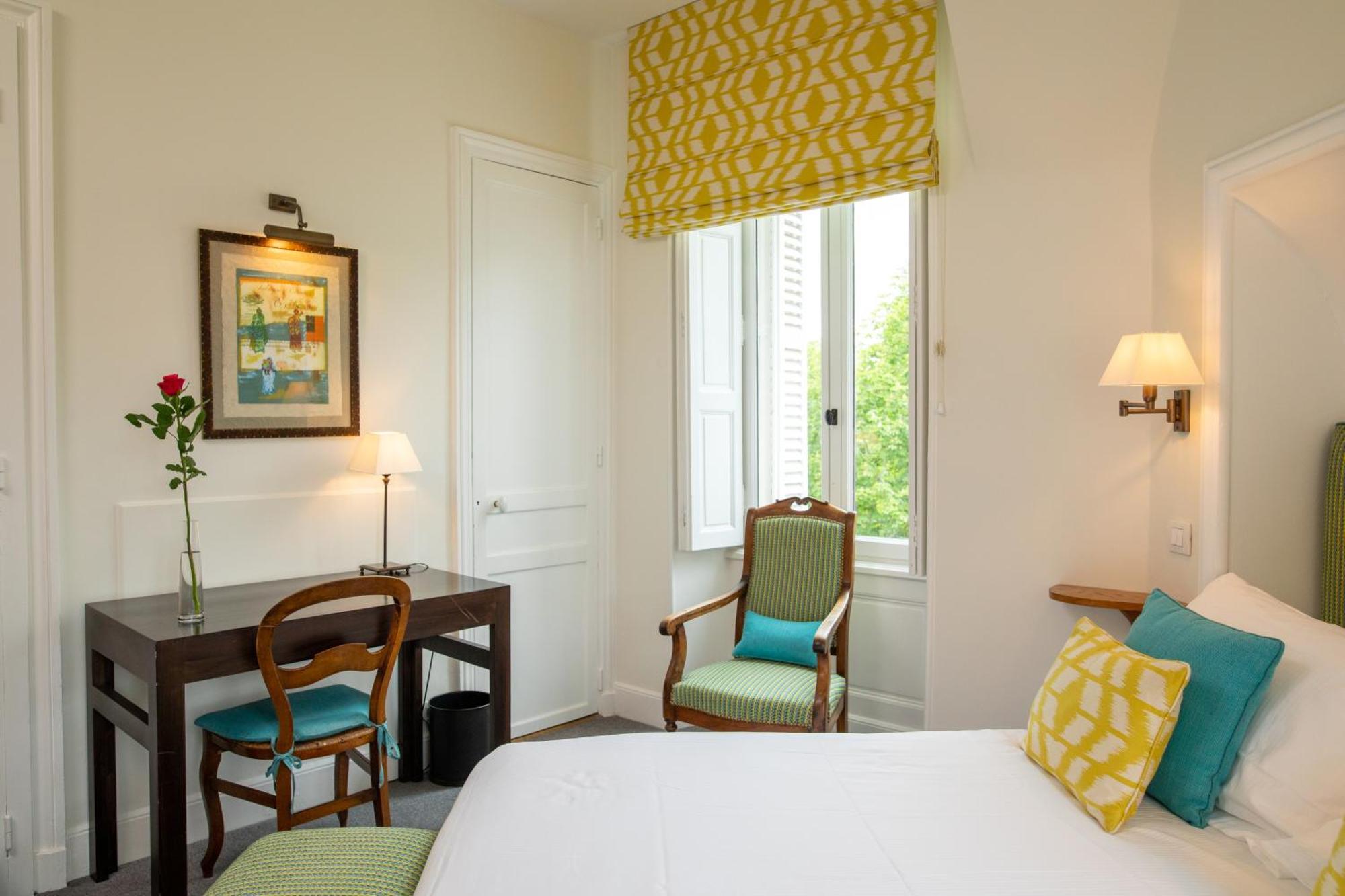 Domaine De La Tortiniere Hotel Veigne Bagian luar foto